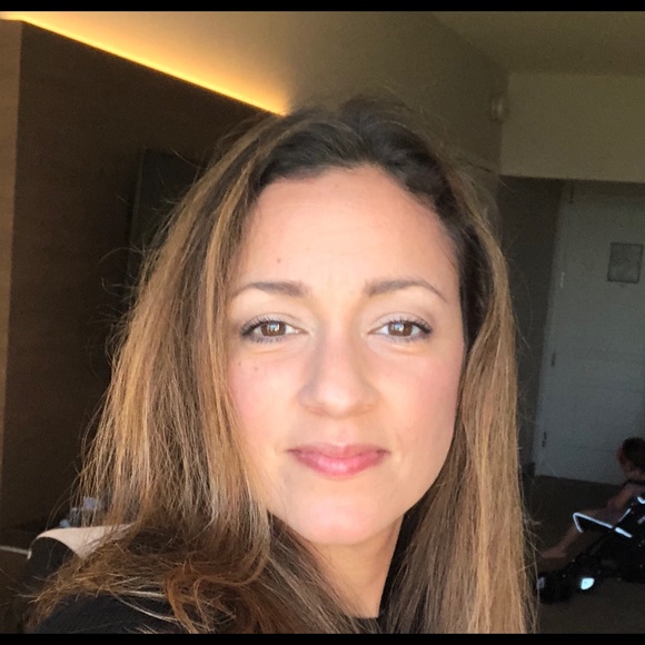 Meet your Posher, Sandra - Picture 1 of 1